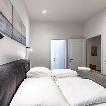 Modern Apartment Next To Subway Station Vienna Exterior photo